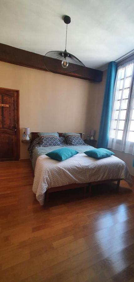 Au Chambellan Bed & Breakfast เอ-แชมเปญ ภายนอก รูปภาพ