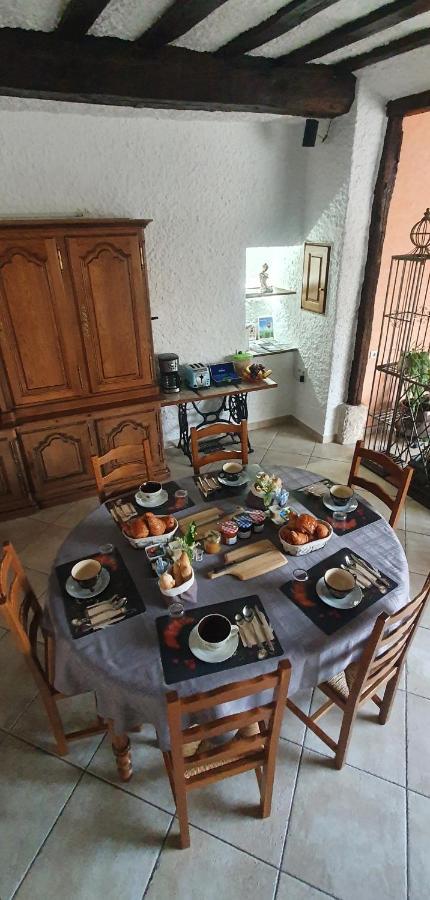 Au Chambellan Bed & Breakfast เอ-แชมเปญ ภายนอก รูปภาพ